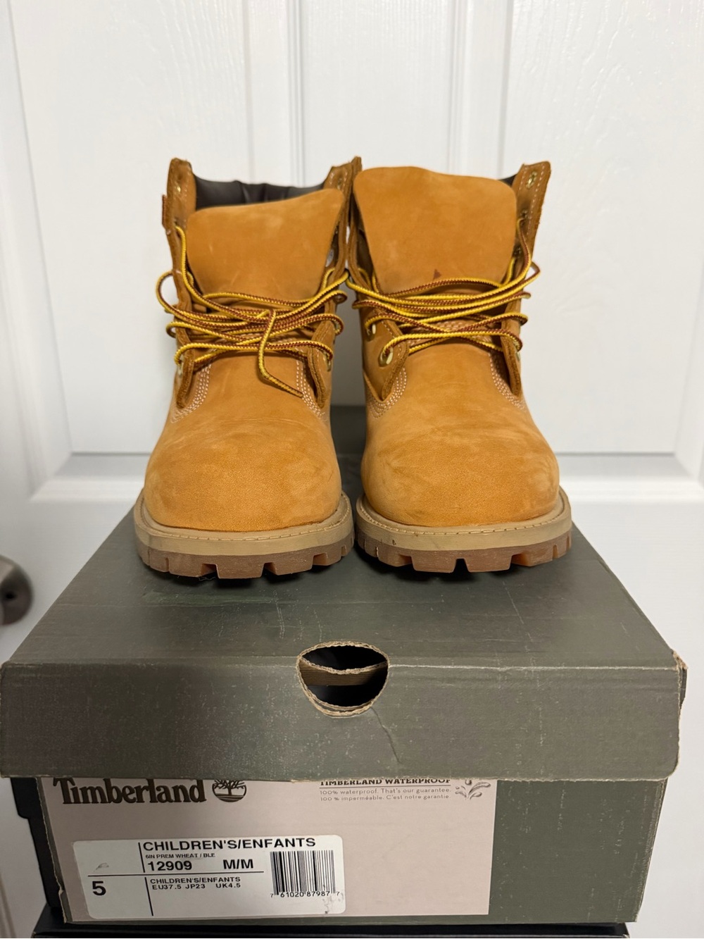 Timberland Kids Classic Wheat Nubuck Lace-Up Boots